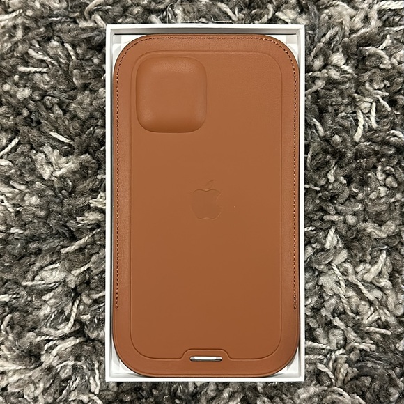 New APPLE iPhone 12 PRO Leather Sleeve in Saddle Brown - Picture 4 of 9
